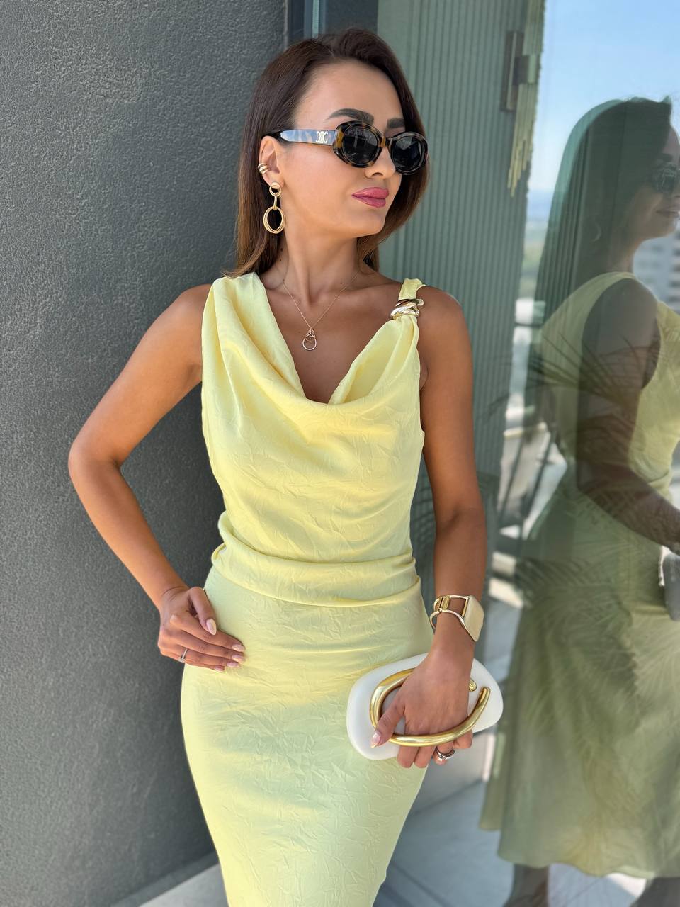 Sarı%20Degaje%20Yaka%20Zara%20Model%20Saten%20Elbise