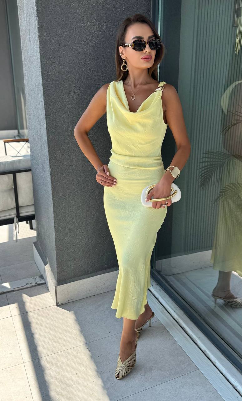 Sarı%20Degaje%20Yaka%20Zara%20Model%20Saten%20Elbise