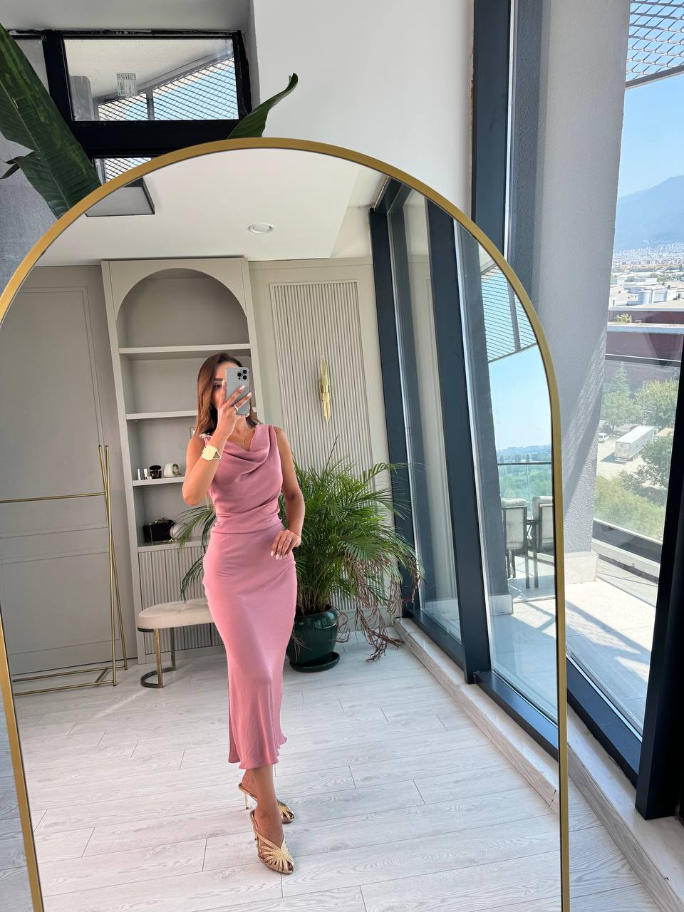 Pudra%20Degaje%20Yaka%20Zara%20Model%20Saten%20Elbise