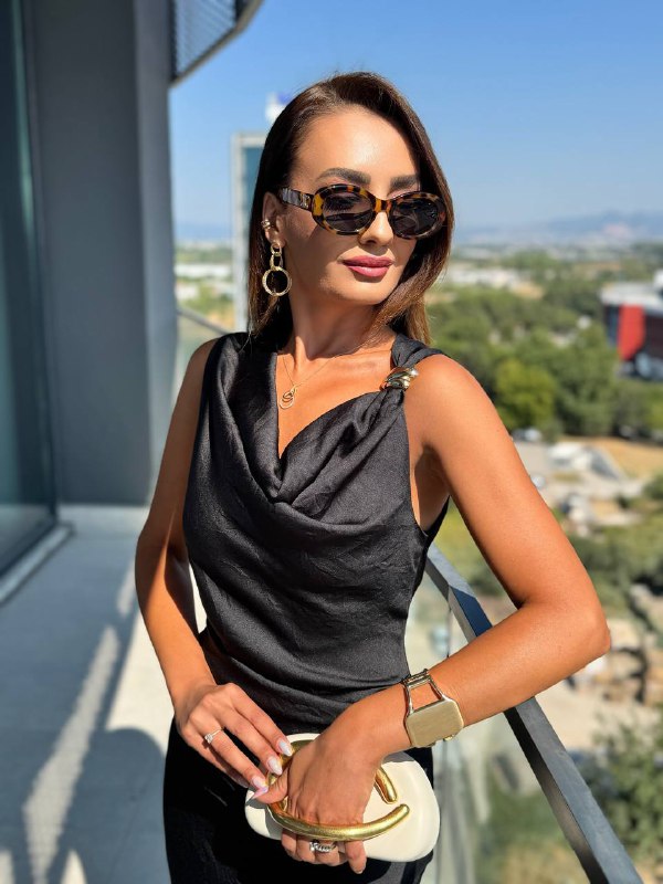 Siyah%20Degaje%20Yaka%20Zara%20Model%20Saten%20Elbise