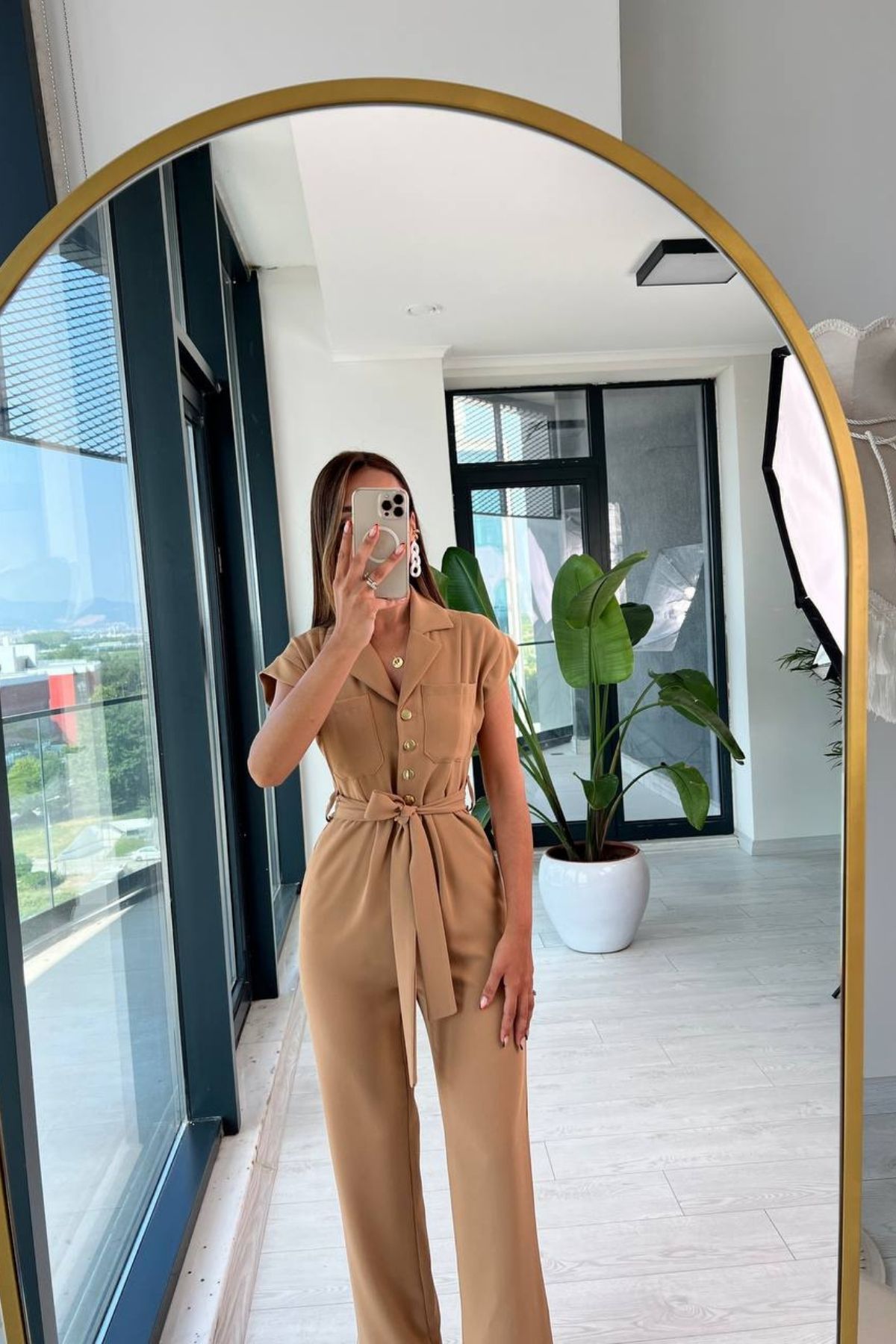Camel%20Gold%20Düğme%20Detaylı%20ipekli%20Krep%20Tulum