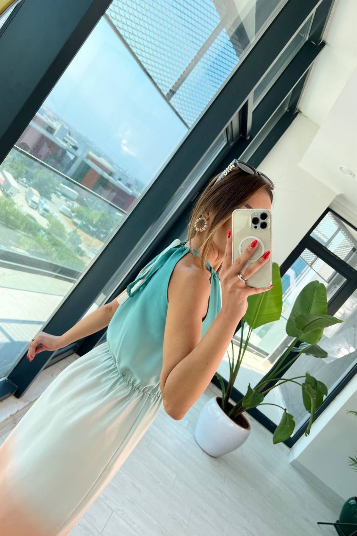 İpek%20Saten%20Geçişli%20Orange%20Halter%20Yaka%20Elbise