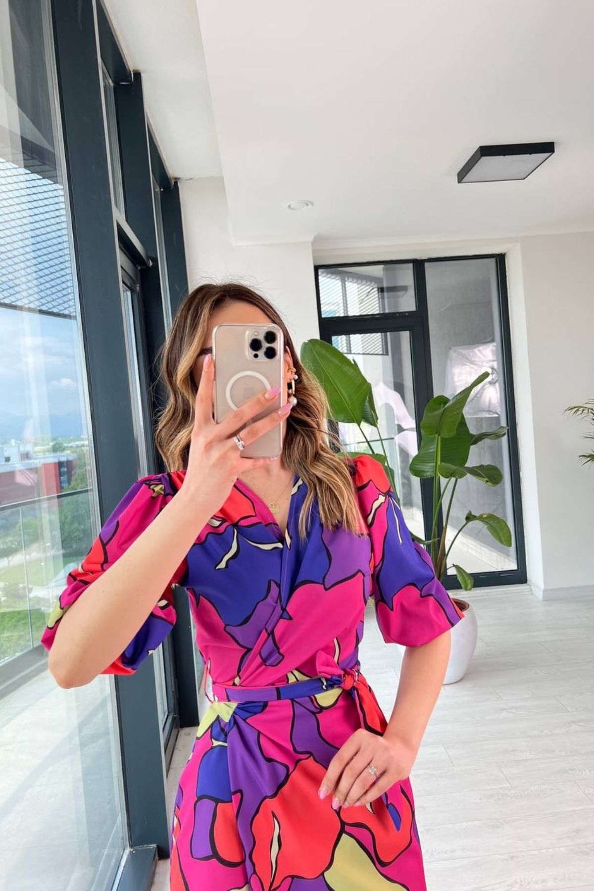 Pembe%20Çiçekli%20Krep%20Kumaş%20Moss%20Elbise