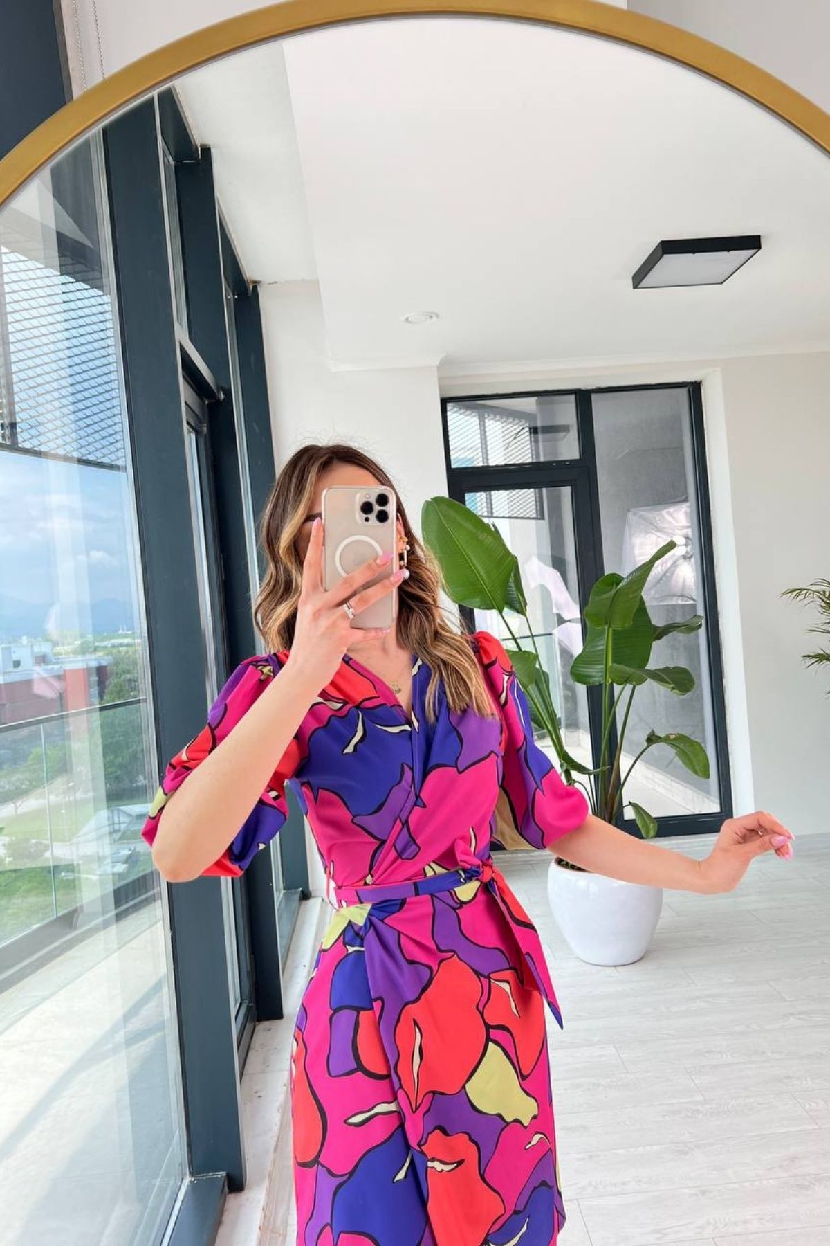 Pembe%20Çiçekli%20Krep%20Kumaş%20Moss%20Elbise