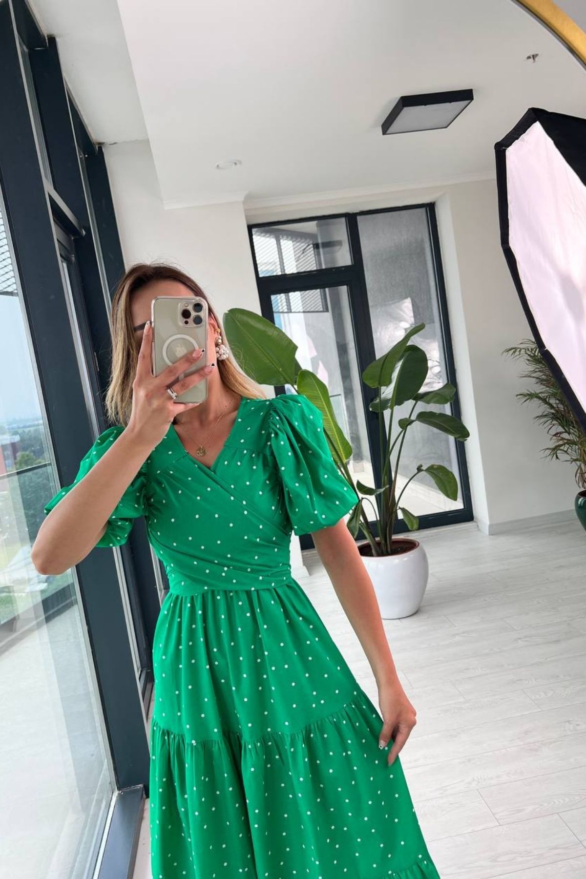 Yeşil%20%20Puantiyeli%20Poplin%20Bağlamalı%20Elbise