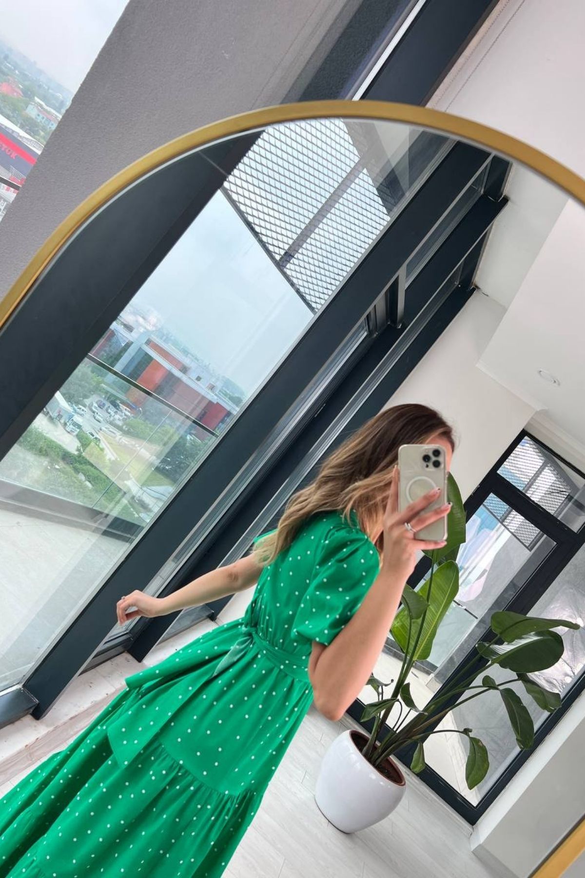 Yeşil%20%20Puantiyeli%20Poplin%20Bağlamalı%20Elbise