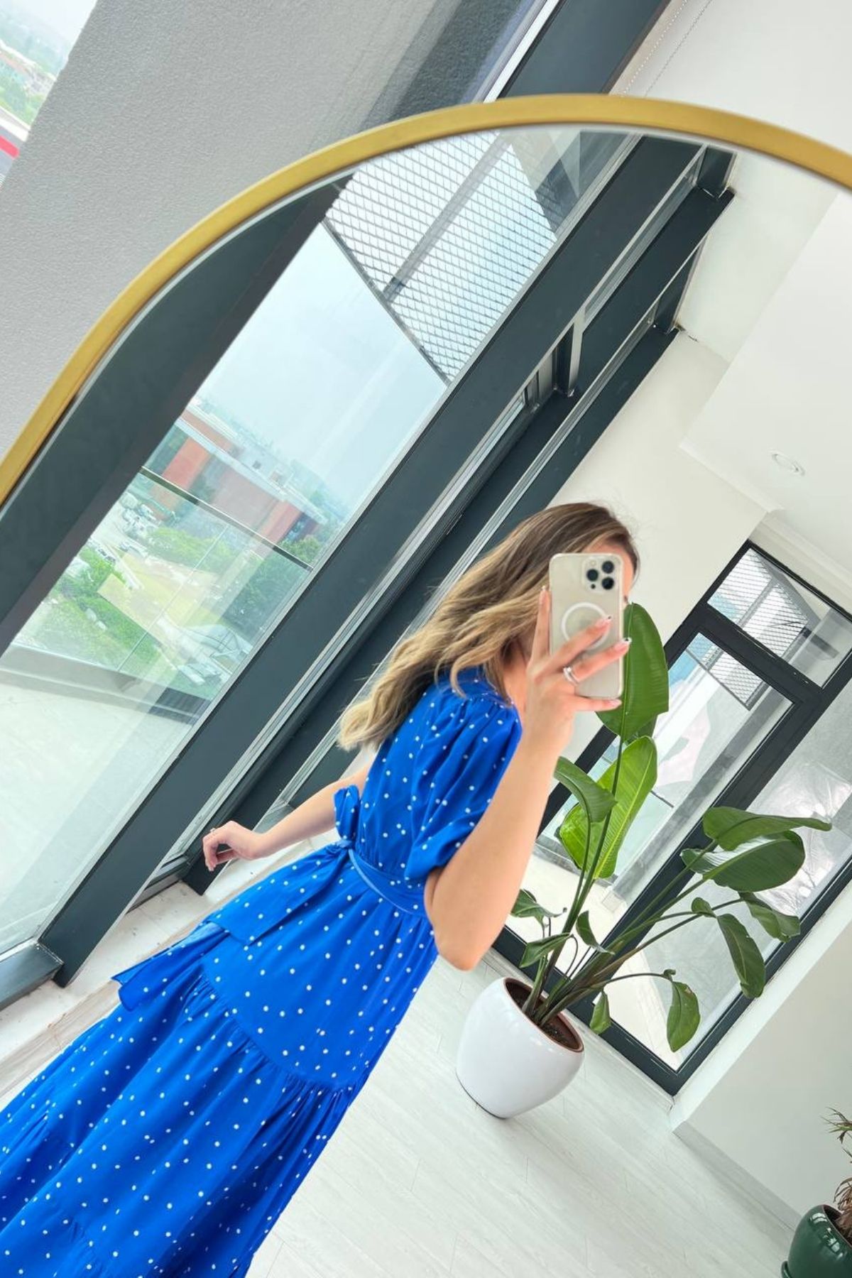Mavi%20Puantiyeli%20Poplin%20Bağlamalı%20Elbise