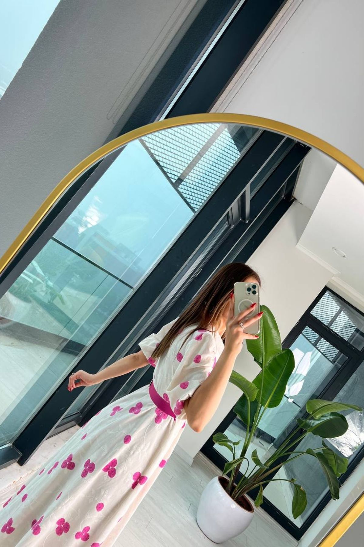 Pembe%20Kemerli%20Ham%20Keten%20Flok%20Baskılı%20Elbise