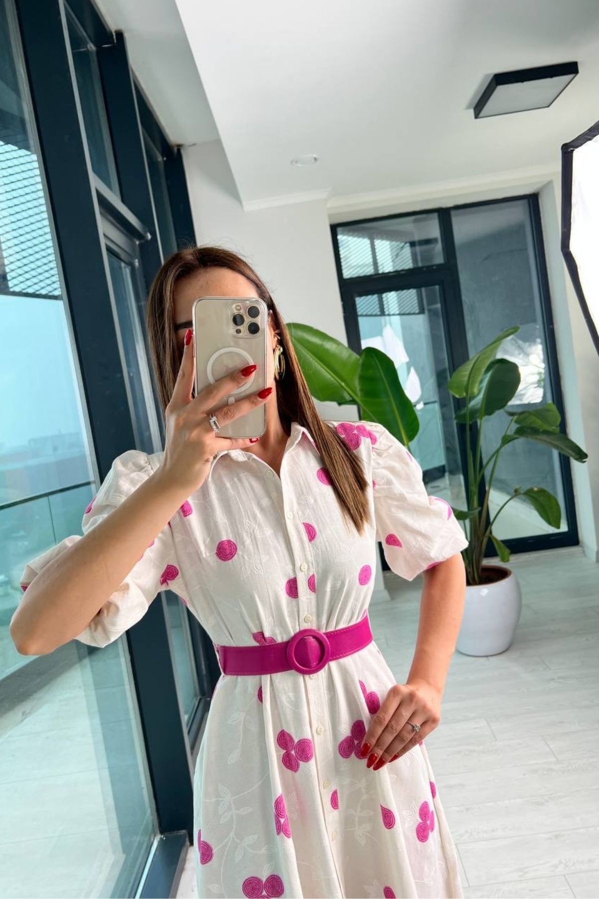 Pembe%20Kemerli%20Ham%20Keten%20Flok%20Baskılı%20Elbise