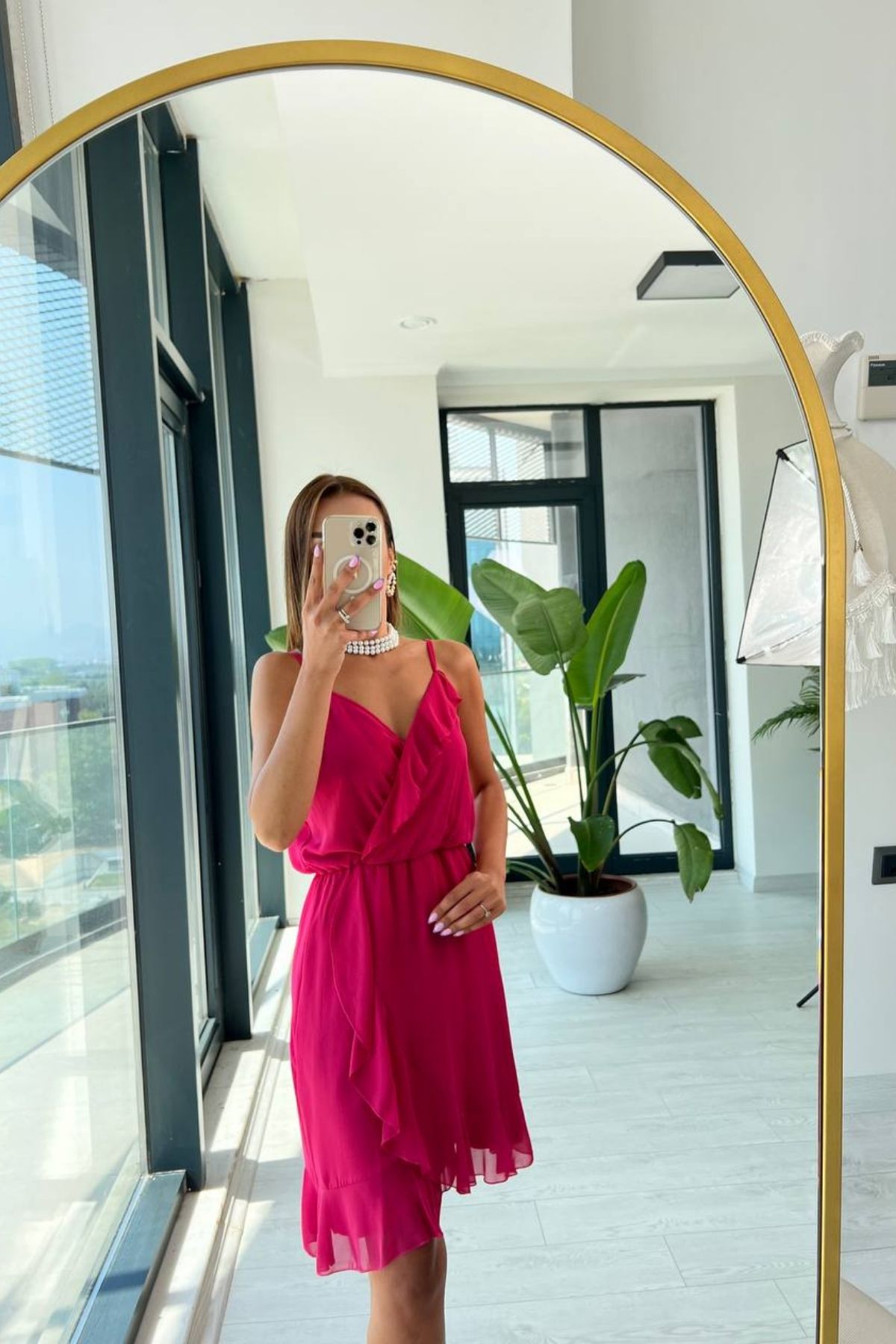 Fuşya%20Askılı%20Volanlı%20Astarlı%20Şifon%20Elbise