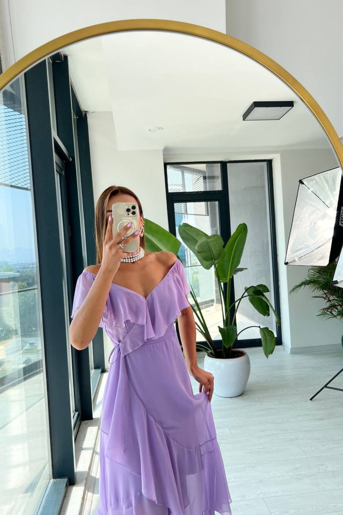 Lila%20Volan%20Detaylı%20Astarlı%20şifon%20elbise