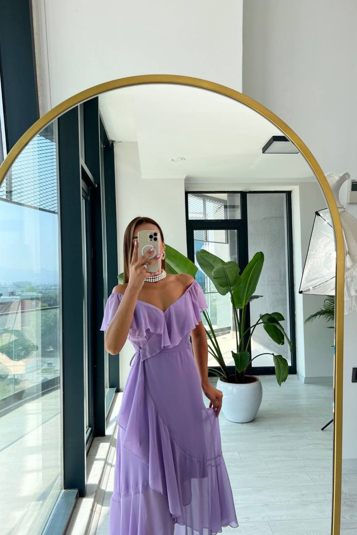 Lila%20Volan%20Detaylı%20Astarlı%20şifon%20elbise