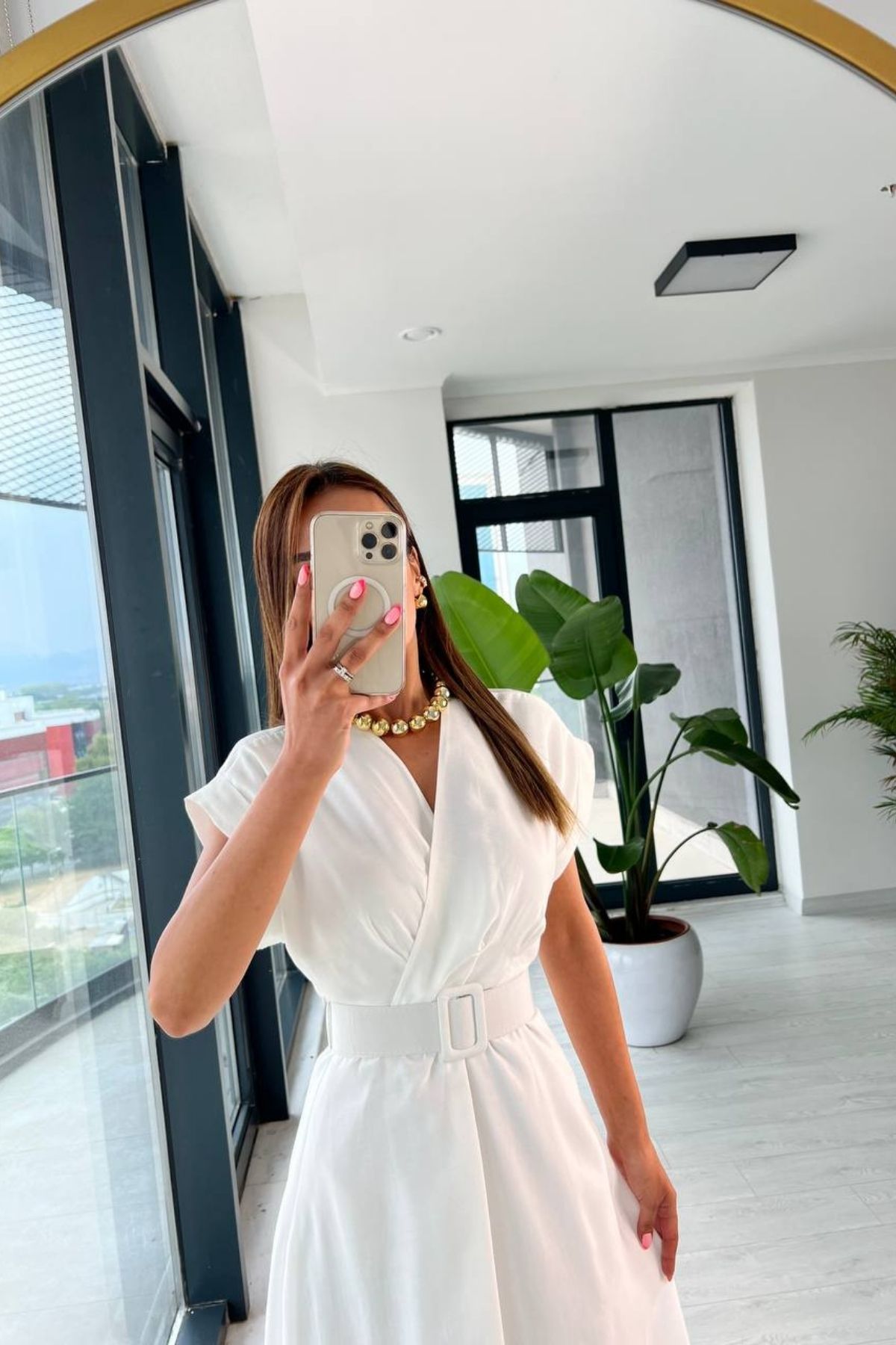 Beyaz%20Astarlı%20Vual%20Kumaş%20Kemerli%20Elbise