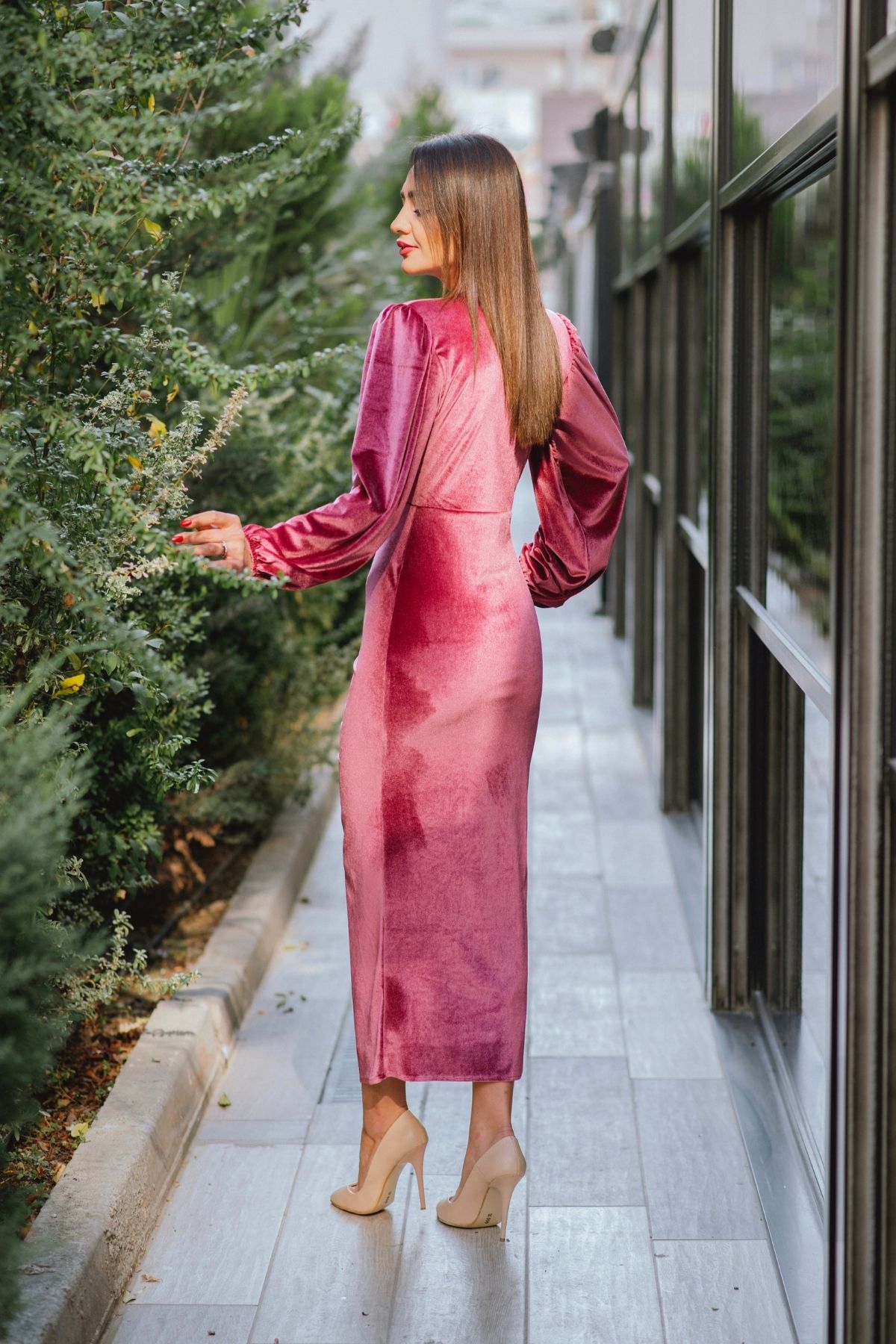 Gül%20Kurusu%20Pembe%20%20Büzgülü%20Kadife%20Elbise