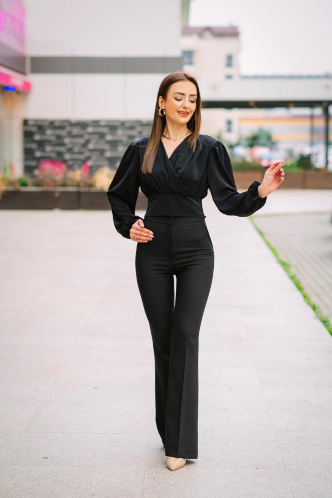 Siyah%20Kruvaze%20Vatkalı%20Crop%20Bluz