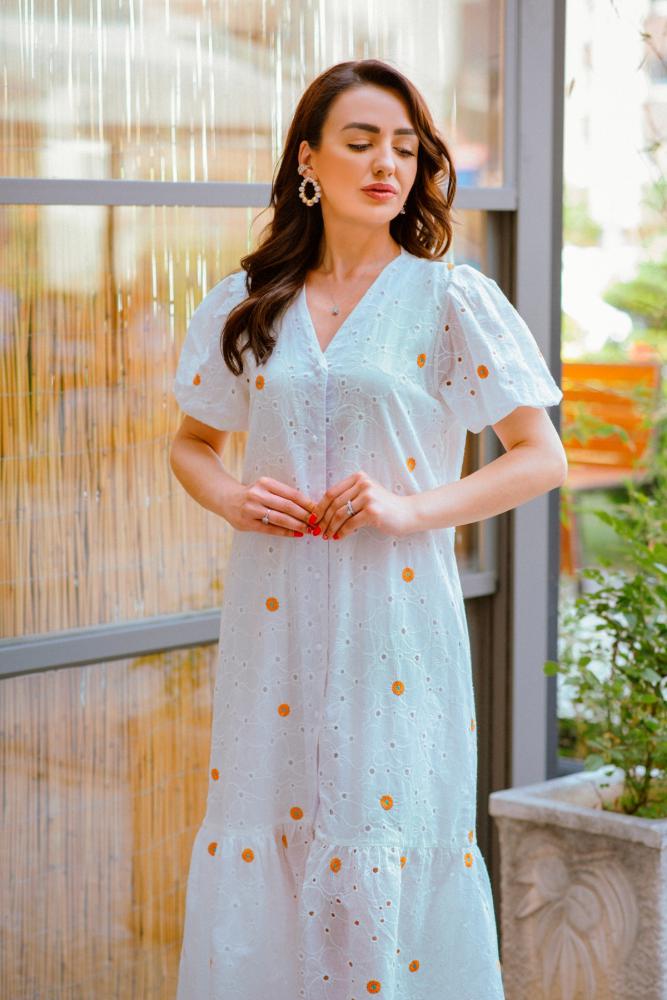Brode%20Kumaş%20Orange%20Çiçek%20Nakış%20İşlemeli%20Elbise