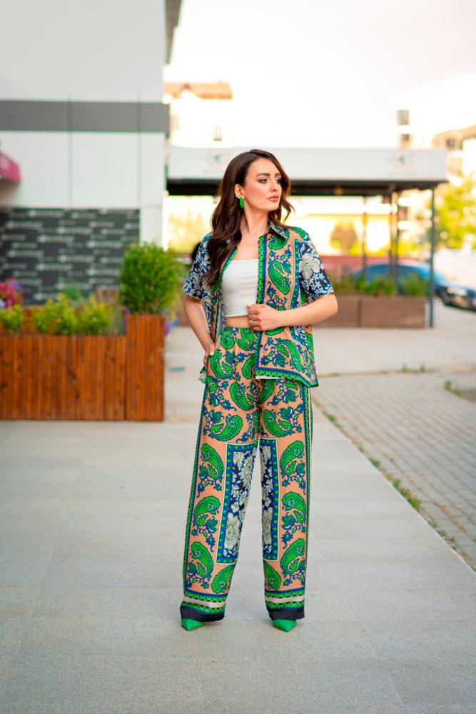 Twill%20Saten%20Yeşil%20Mavi%20Desenli%20Takım