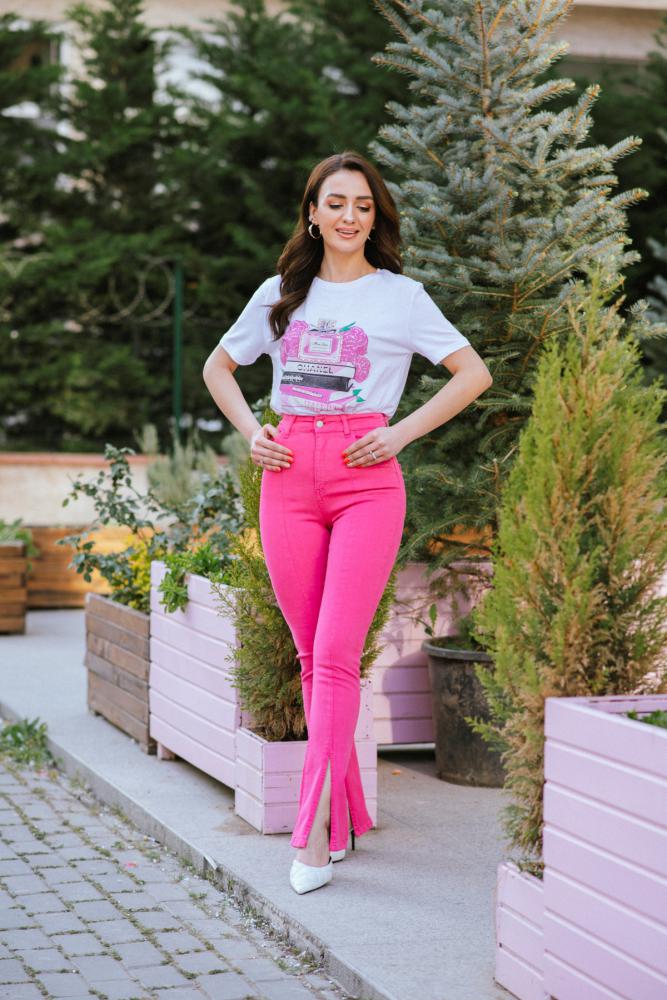 Pembe%20Paça%20Yırtmaç%20Detaylı%20Jean