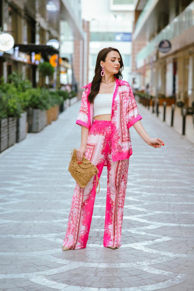 Pembe%20Desenli%20İpek%20Saten%20Takım