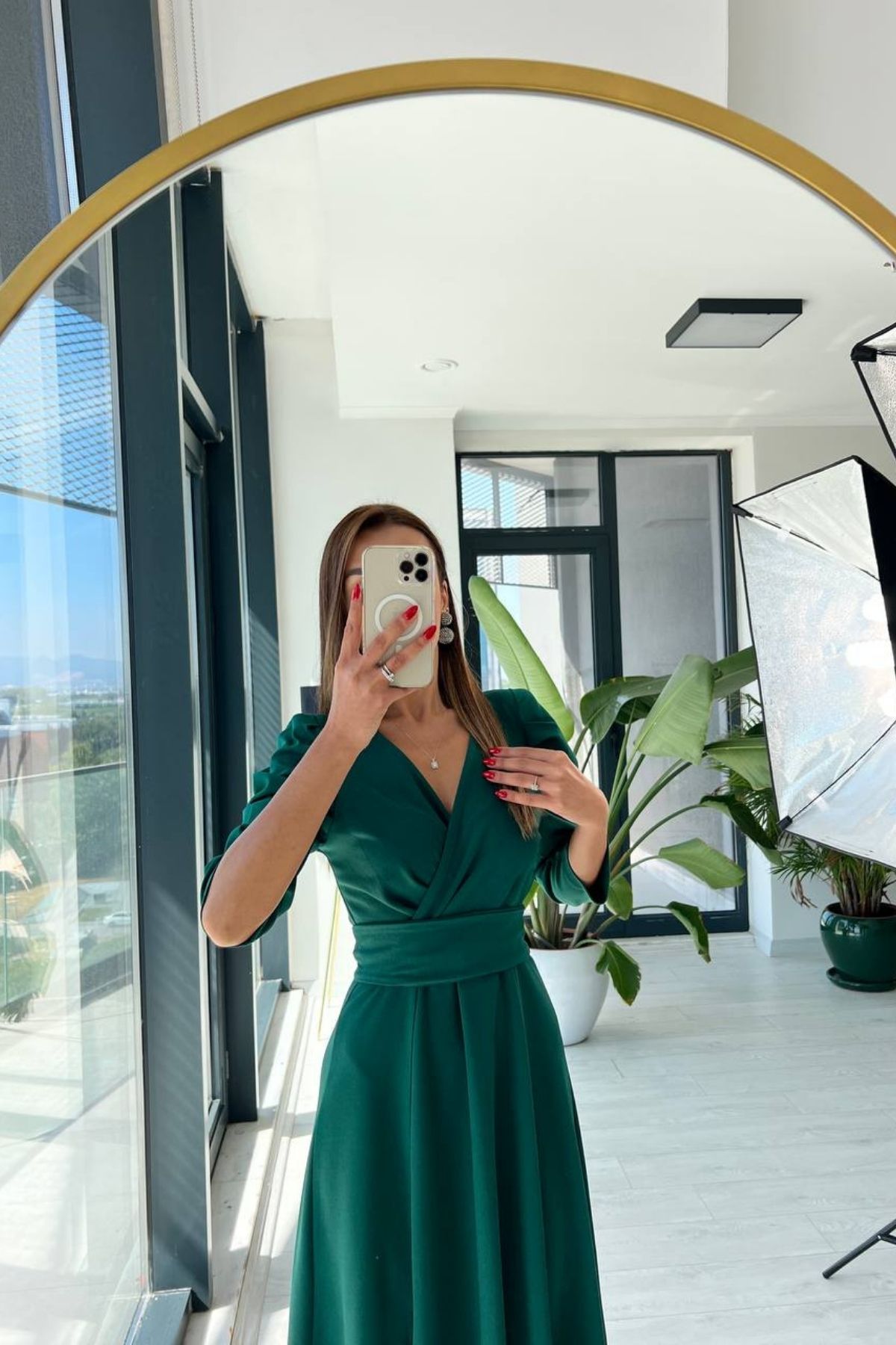 Zümrüt%20Krep%20Kumaş%20Kuşak%20Detaylı%20Elbise