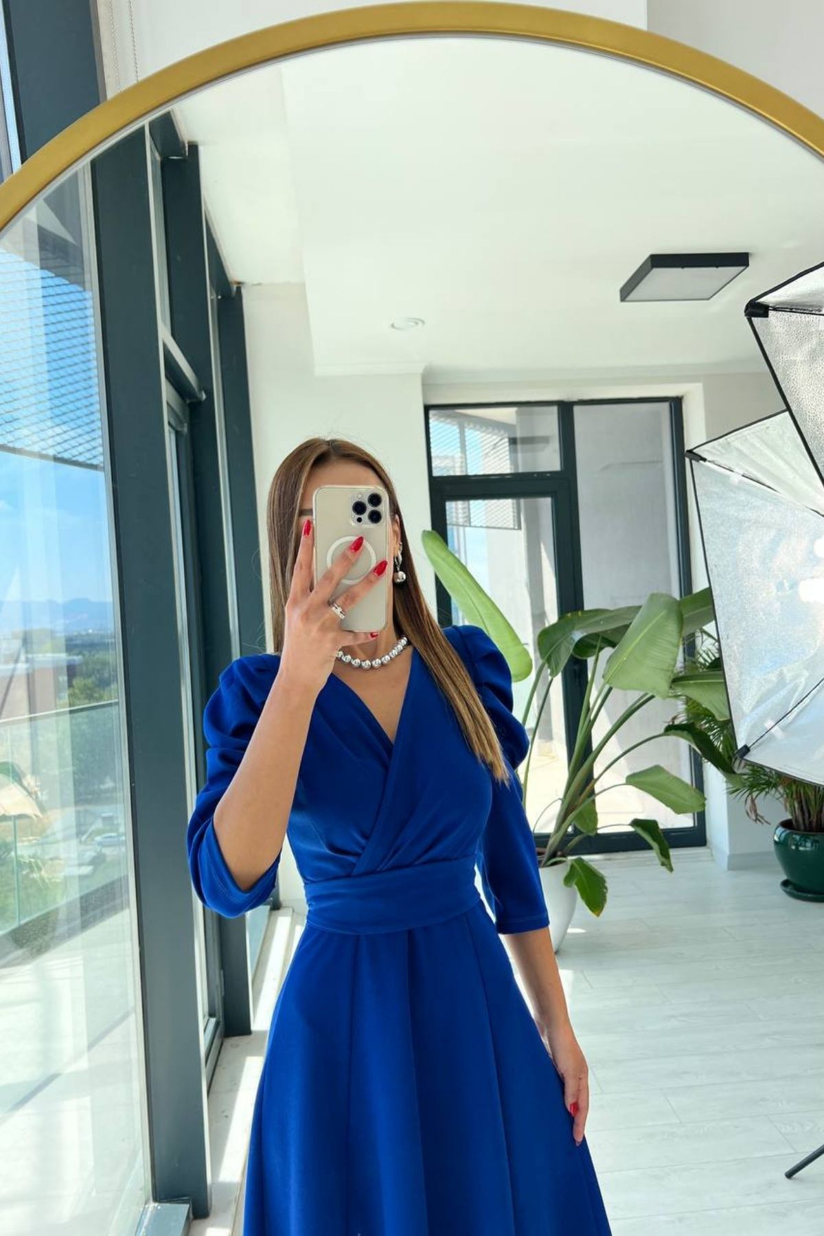Saks%20Krep%20Kumaş%20Kuşak%20Detaylı%20Elbise