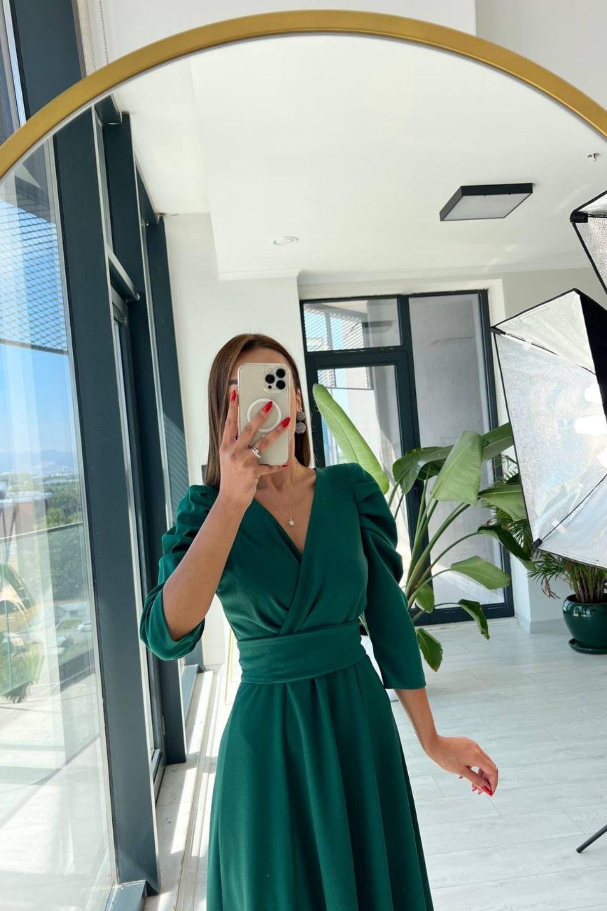 Zümrüt%20Krep%20Kumaş%20Kuşak%20Detaylı%20Elbise