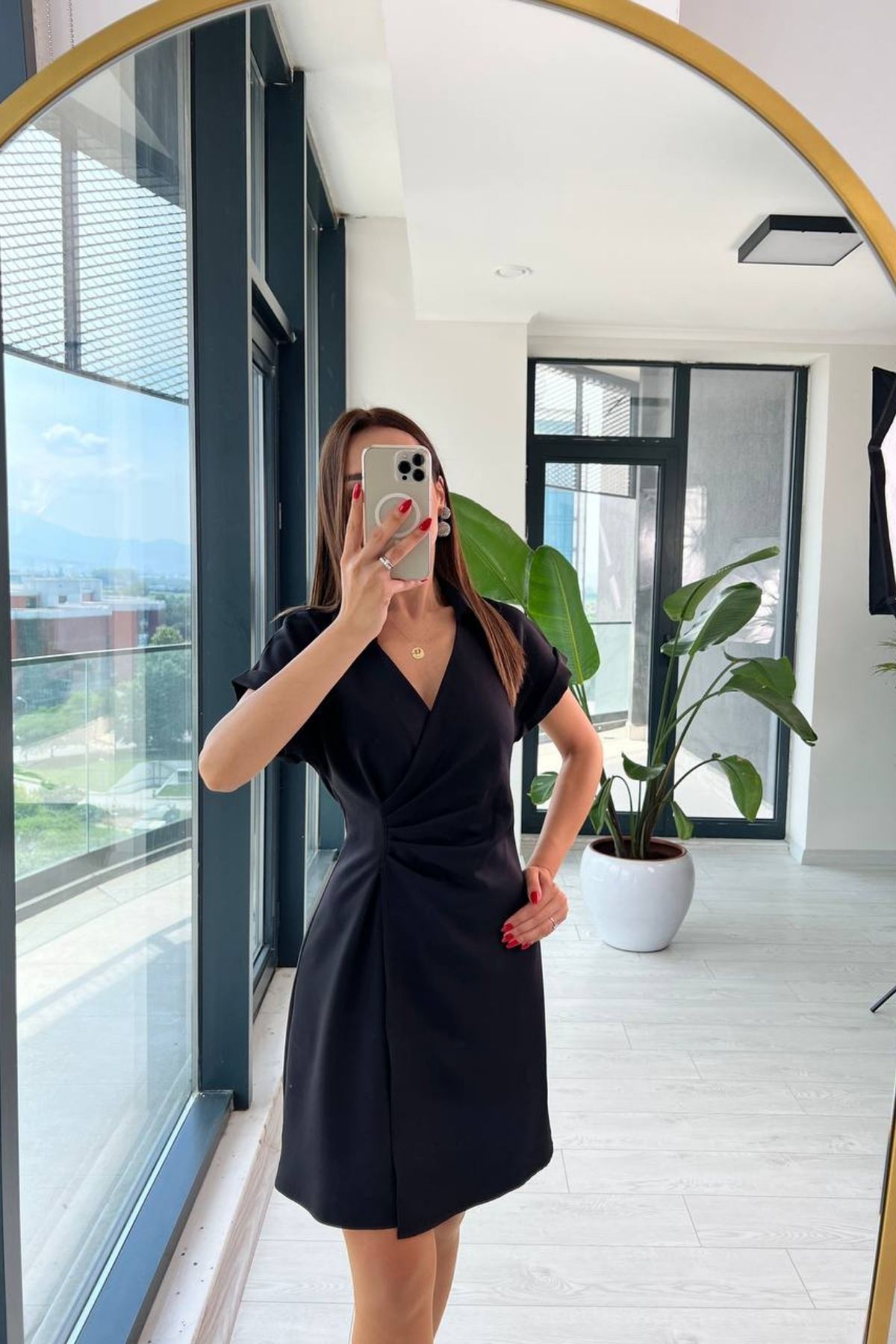 Siyah%20Gömlek%20Yaka%20Bel%20Detaylı%20Elbise
