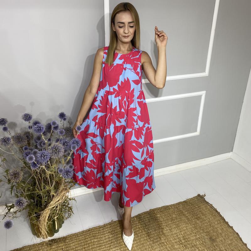 Kırmızı%20Mavi%20Çiçek%20Desenli%20Poplin%20Kumaş%20Elbise