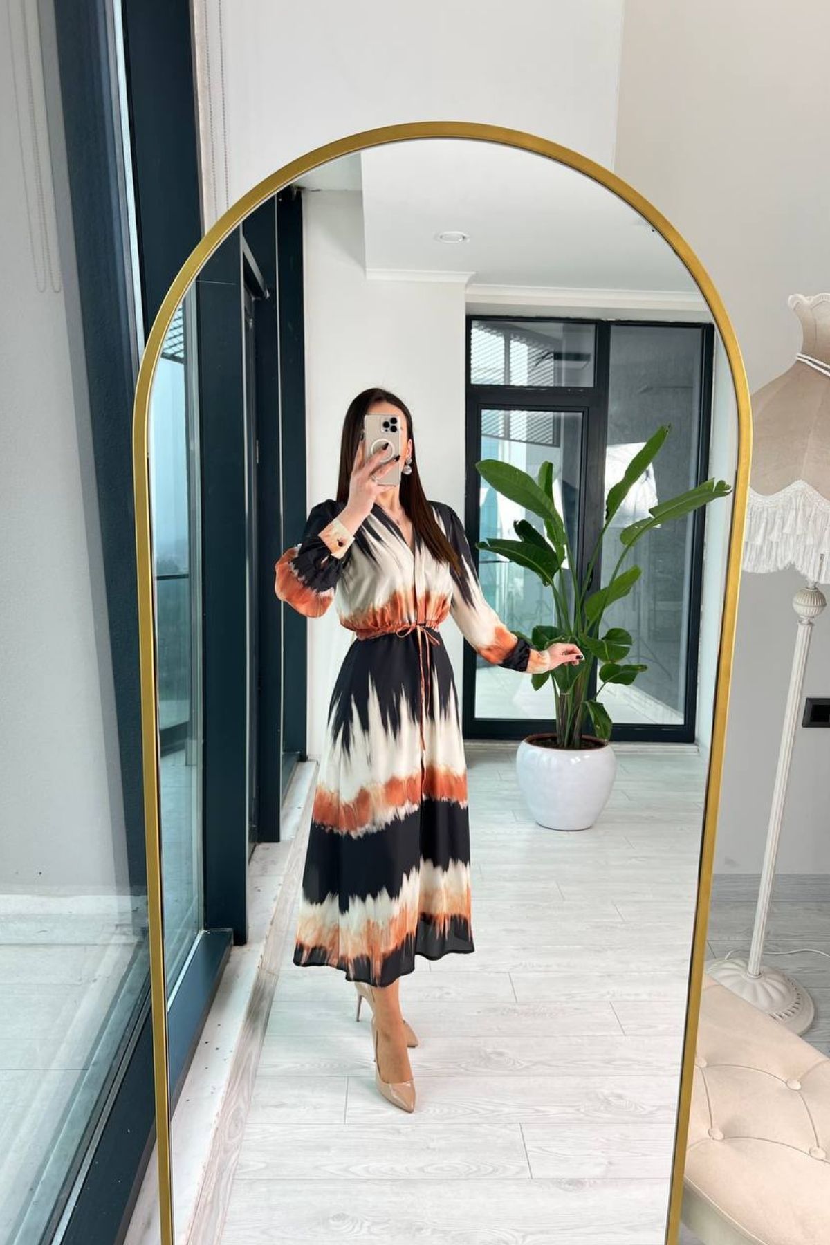 Kahve%20Batik%20Desenli%20Şifon%20Elbise