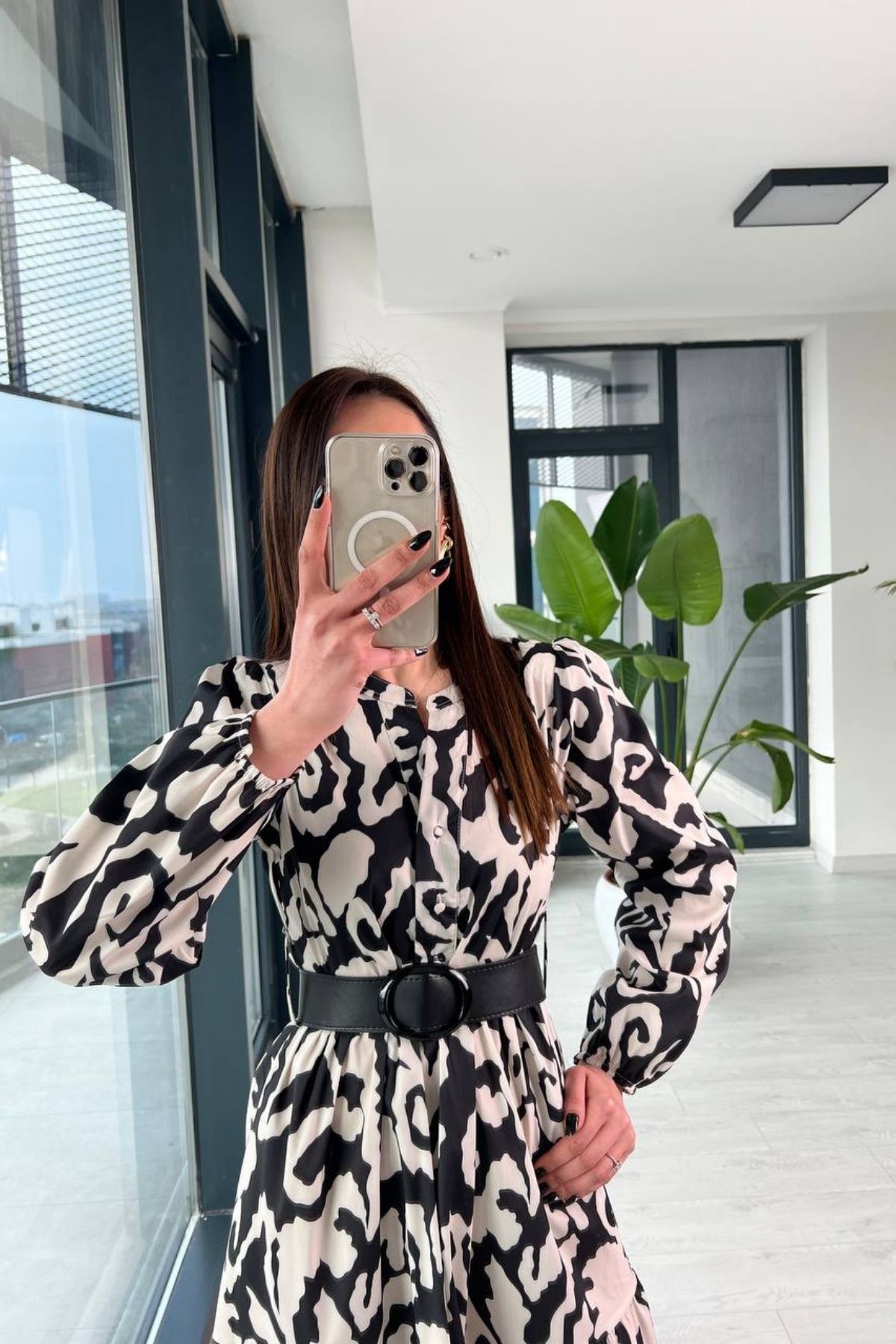 Siyah%20Poplin%20Kemerli%20Desenli%20Elbise