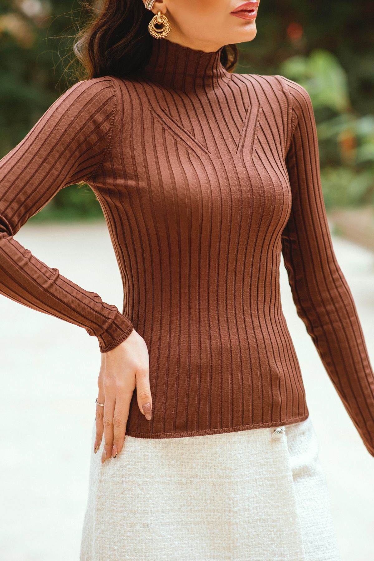 Zara Model Yaka Detaylı Çelik Triko Kahverengi