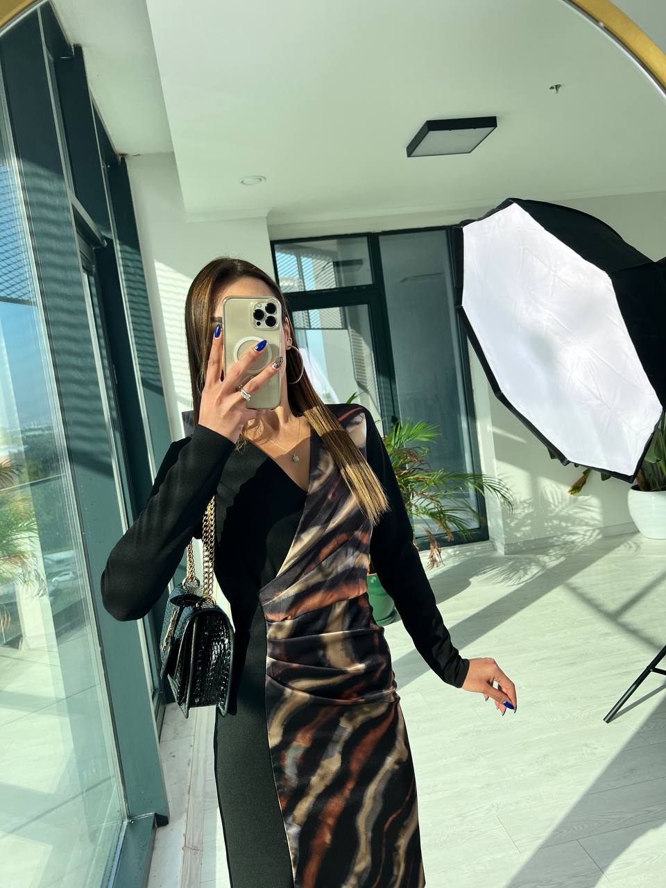Tasarım Saten Kumaş Detaylı Krep Elbise