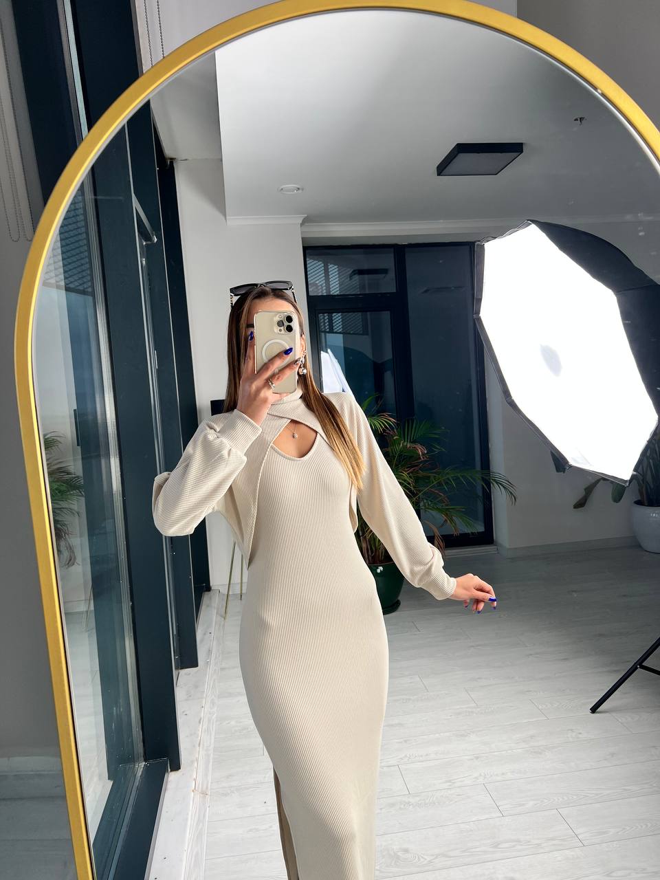 Taş%20Rengi Fitilli%20Kumaş%20Bolero%20Detay%20Elbise