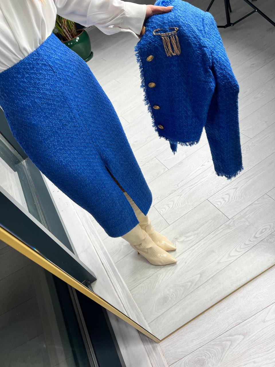 Saks Mavi Broş Detaylı Premium Etek Ceket Tuvid Takım