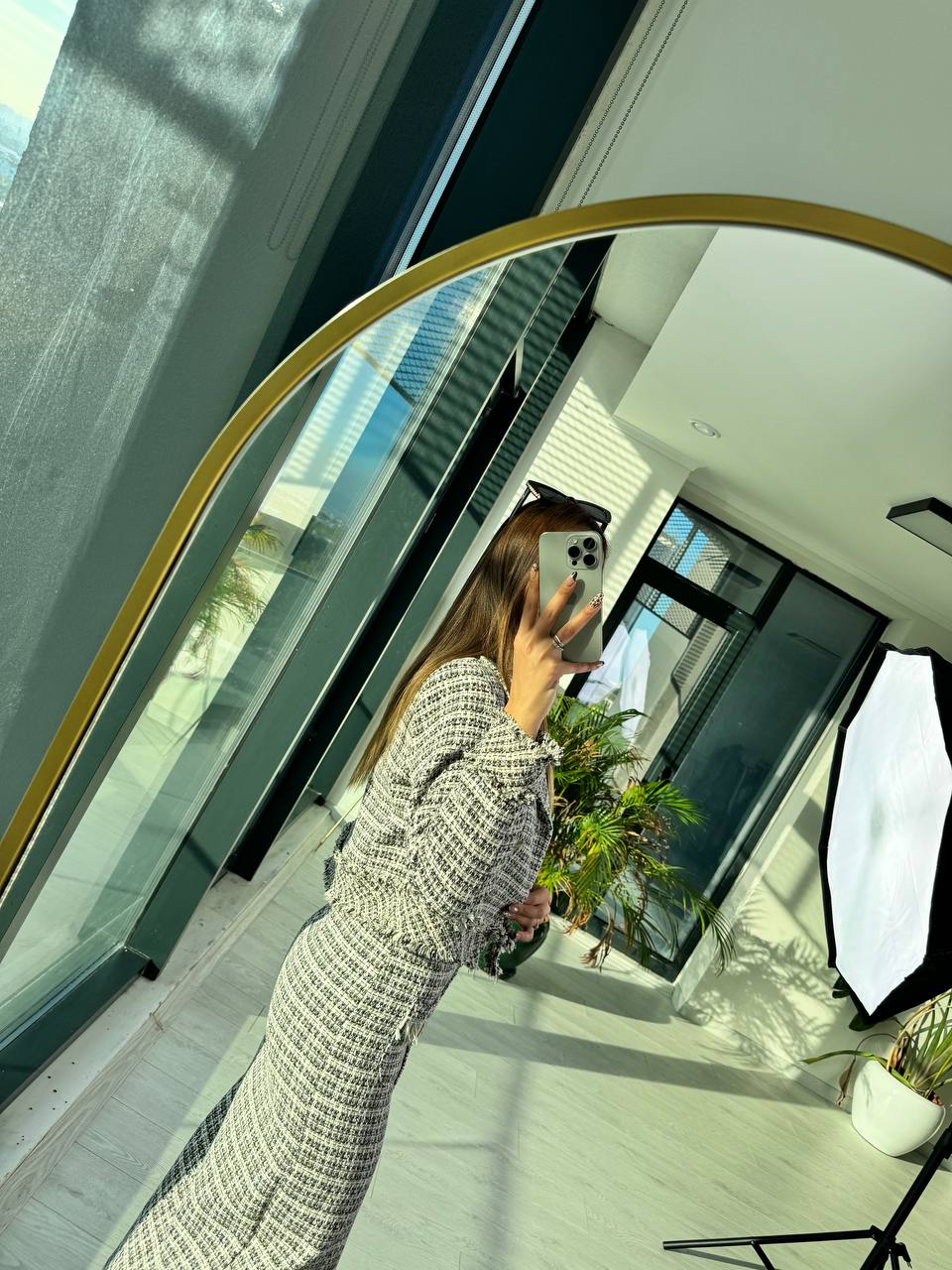 Siyah Tasarım Etek Ceket Gold Düğme Tuvid Takım