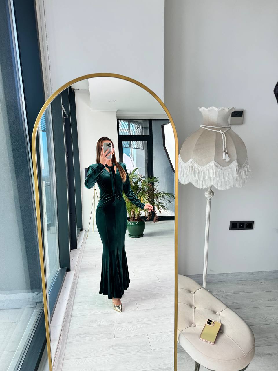 Tasarım%20Zümrüt%20Yeşili%20Fular%20Yaka%20Kadife%20Balık%20Elbise