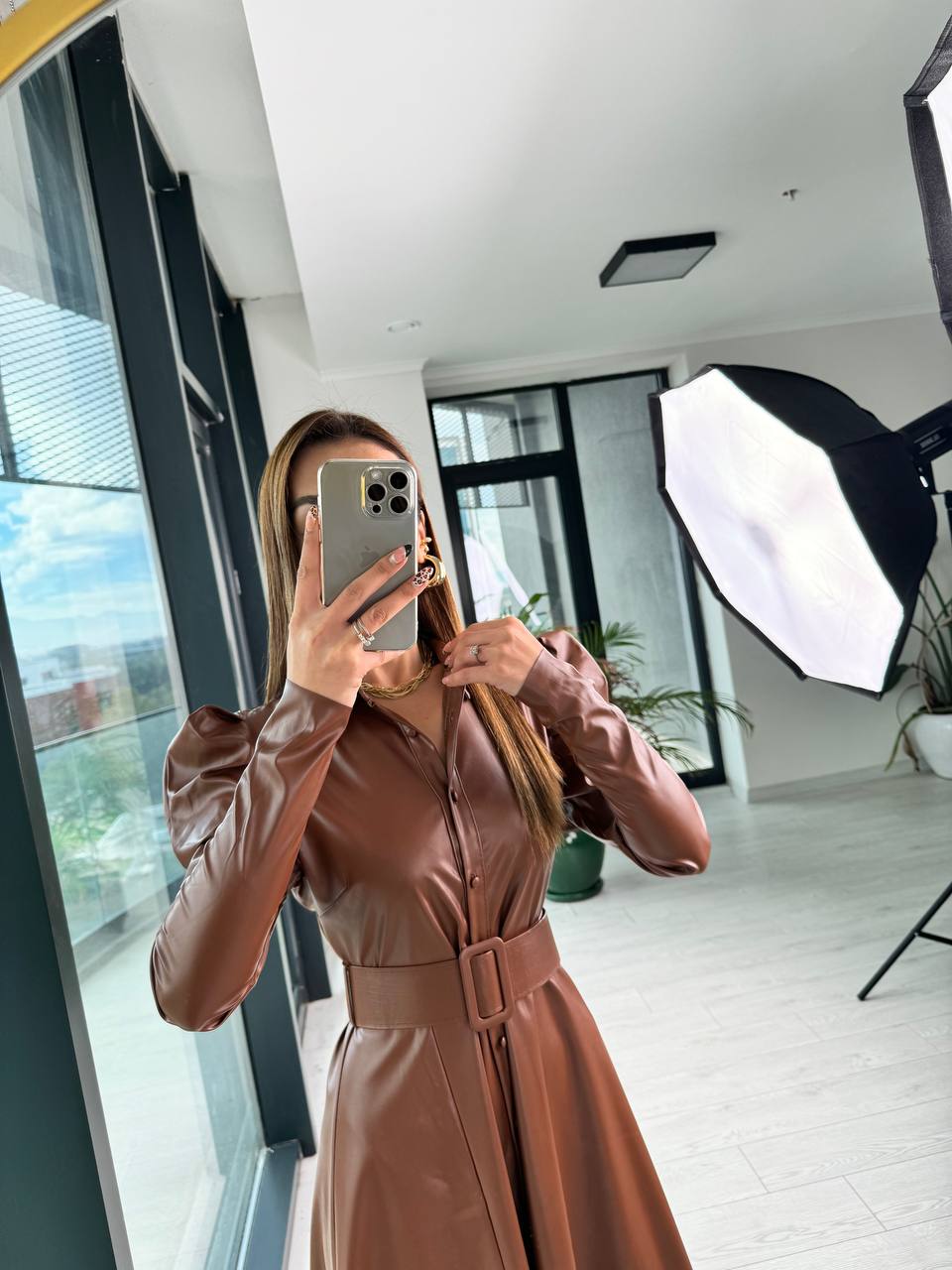 Taba%20Kahverengi%20Kemerli%20Zara%20Model%20Mini%20Deri%20Elbise