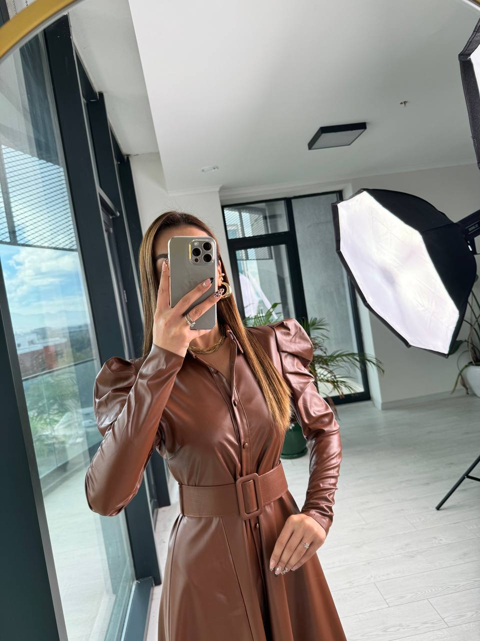 Taba%20Kahverengi%20Kemerli%20Zara%20Model%20Mini%20Deri%20Elbise