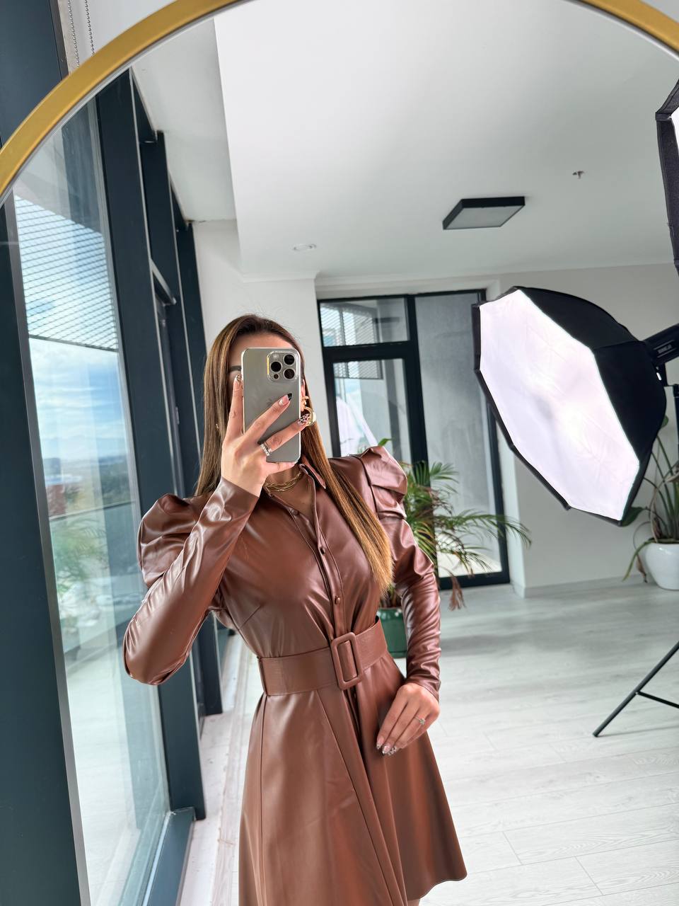 Taba%20Kahverengi%20Kemerli%20Zara%20Model%20Mini%20Deri%20Elbise
