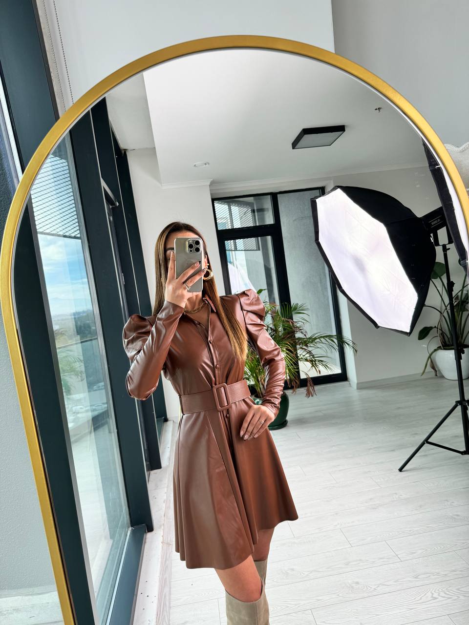 Taba%20Kahverengi%20Kemerli%20Zara%20Model%20Mini%20Deri%20Elbise