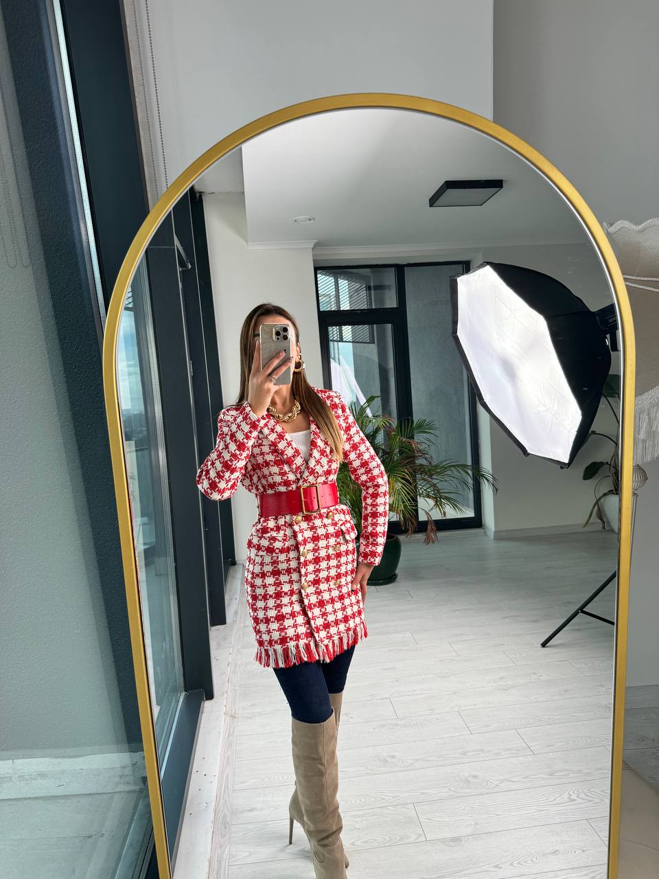 Kırmızı%20Kemerli%20Astarlı%20Tuvid%20Ekose%20Ceket