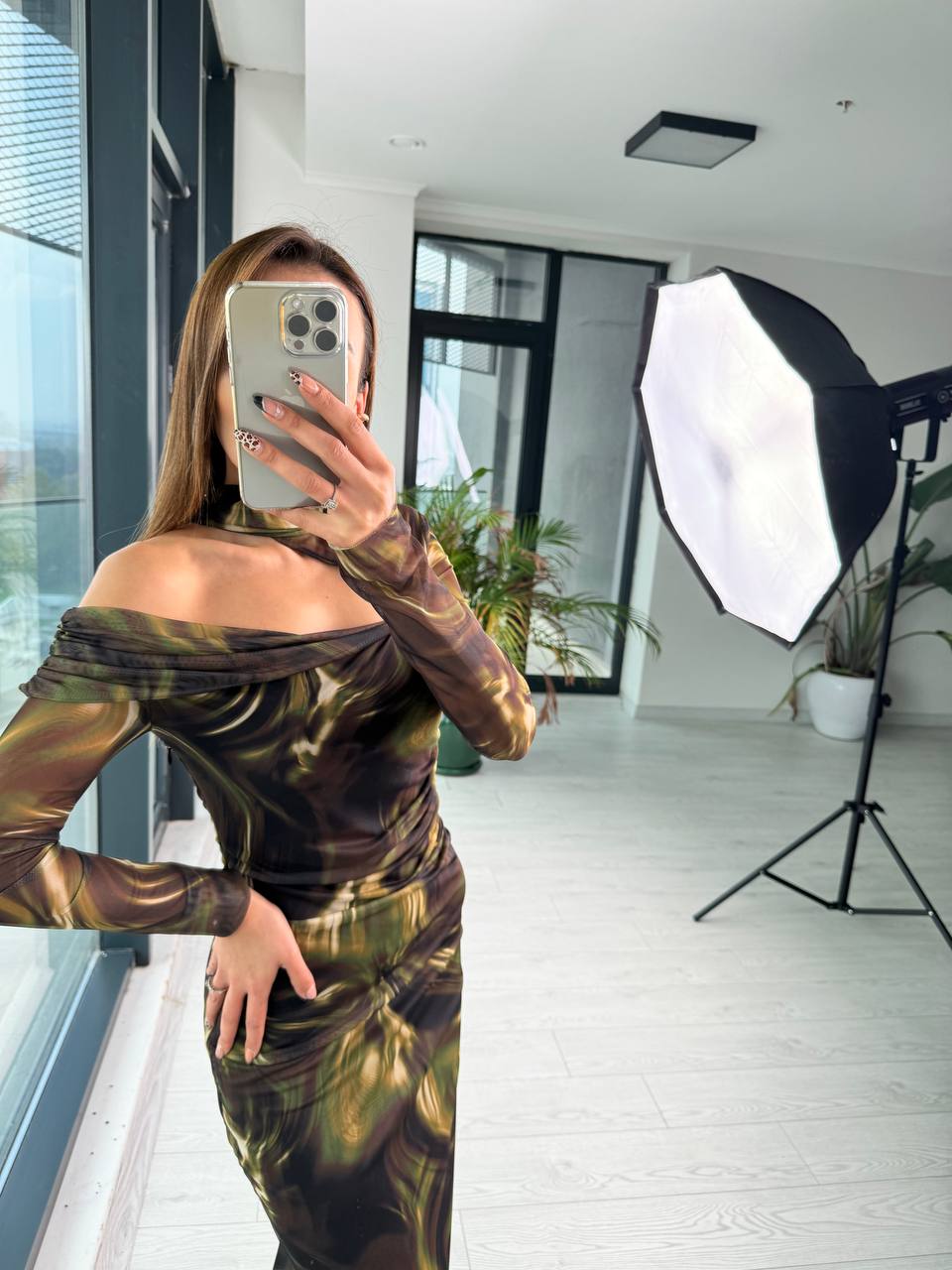 Tasarım%20Astarlı%20Boyun%20Detaylı%20Almina%20Elbise