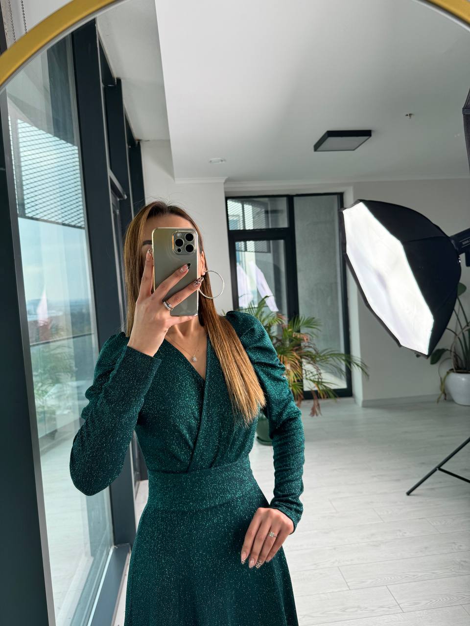 Zümrüt%20Yeşili%20Parıltılı%20Kumaş%20Mini%20Astarlı%20Kloş%20Elbise