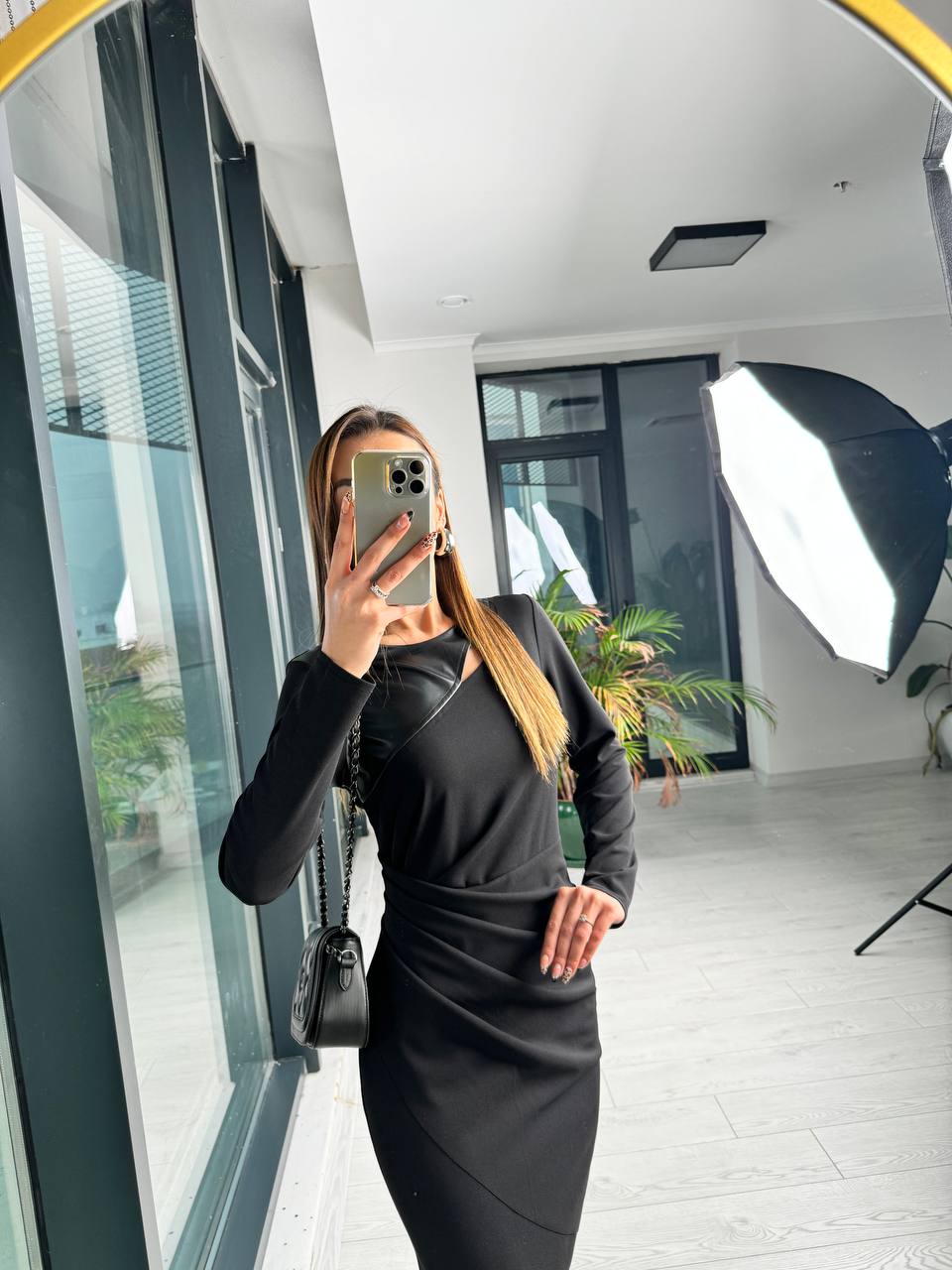 Deri%20Detaylı%20Tok%20Krep%20Kumaş%20Elbise