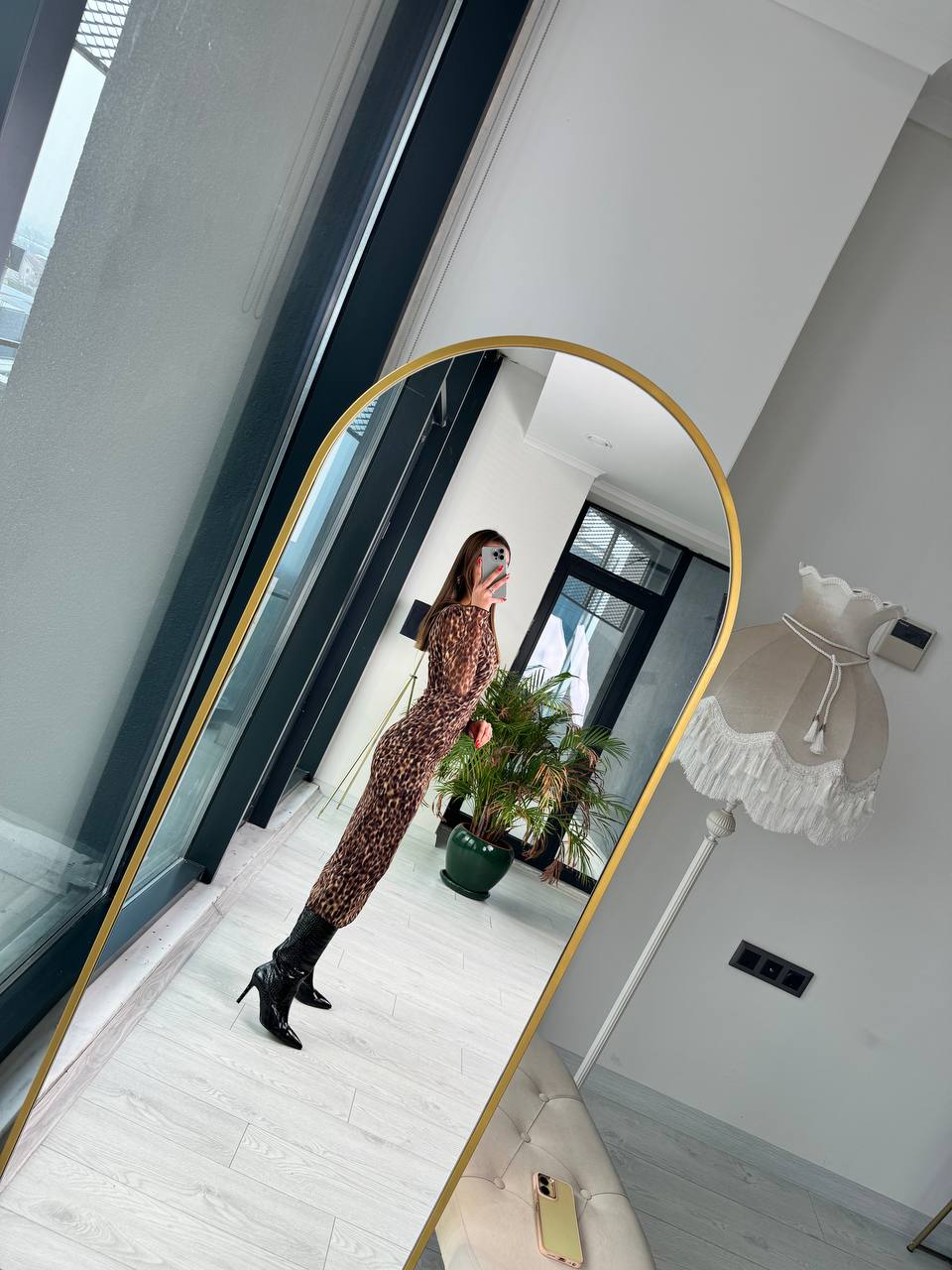 Tasarım%20Premium%20Tül%20Kumaş%20Omuz%20Vatkalı%20Astarlı%20Leopar%20Elbise