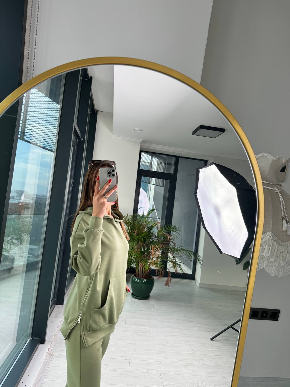 Yeşil%20Modal%20Takım%20Fermuarlı%20Sweat%20Pantolon%20Takım