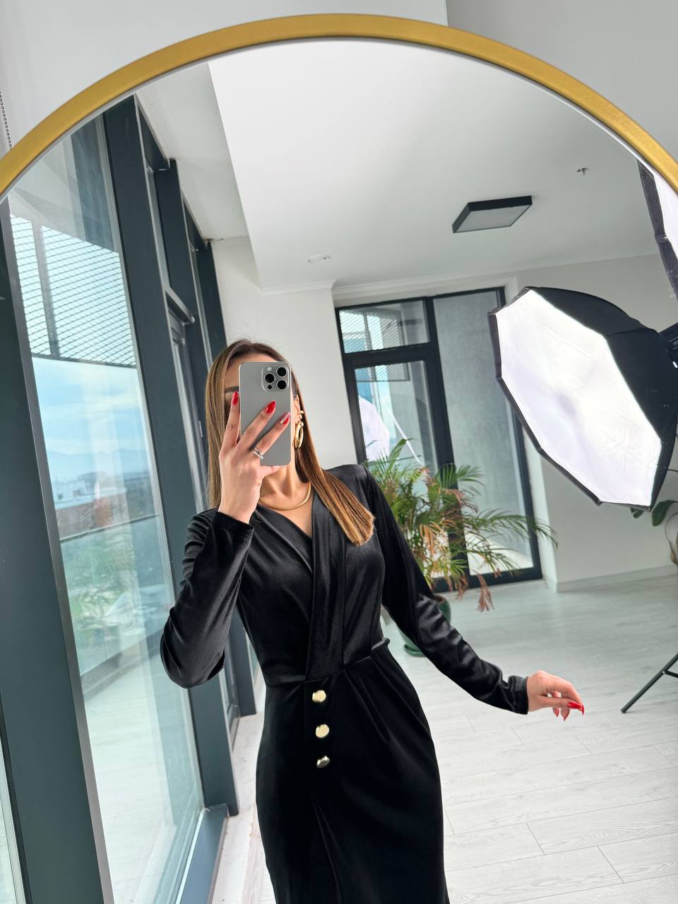Siyah%20Düğme%20Detaylı%20Kadife%20Ebise