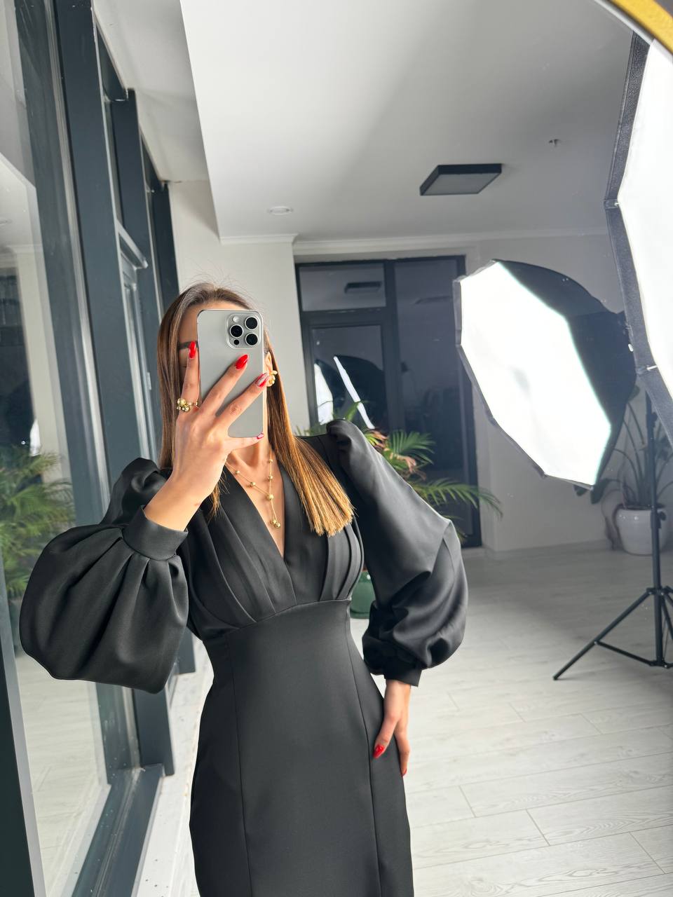Siyah%20Tasarım%20Göğüs%20Pileli%20Double%20Kumaş%20Elbise