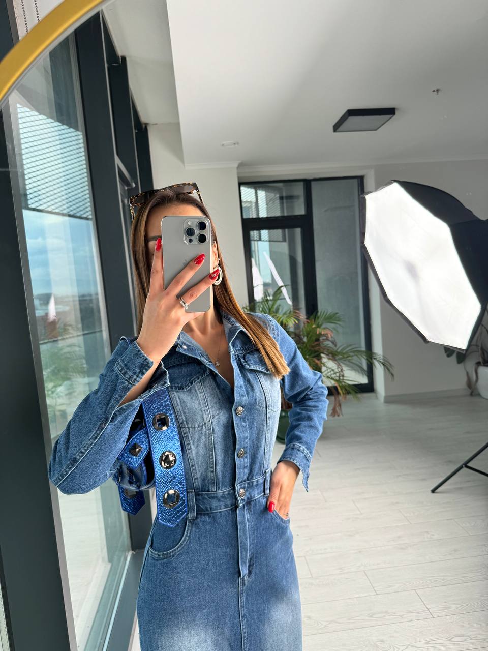 Lüks%20Kalite%20Yırtmaç%20Detaylı%20Jean%20Elbise