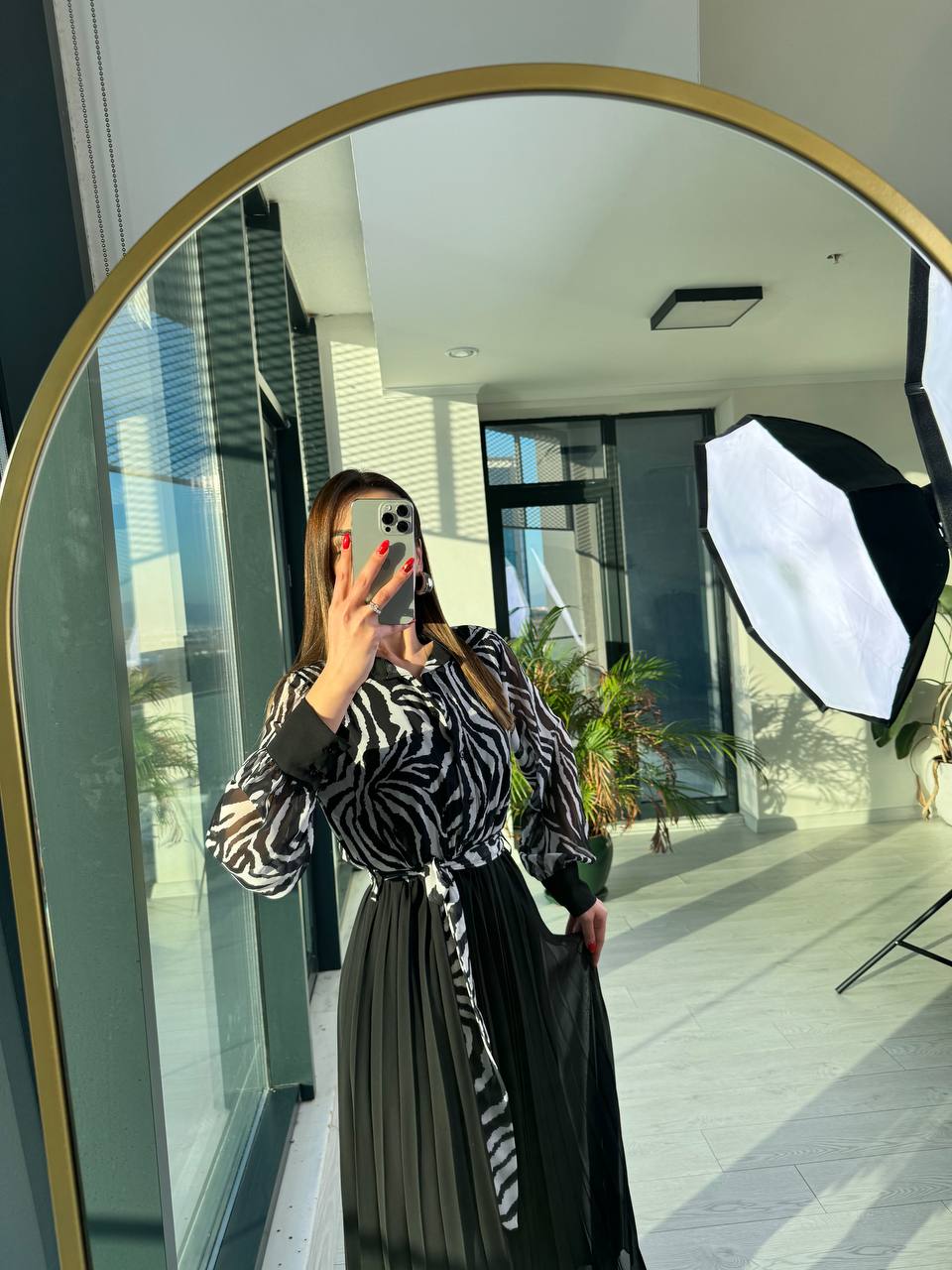 Üst%20Kısmı%20Zebra%20Desen%20Astarlı%20Piliseli%20şifon%20Elbise